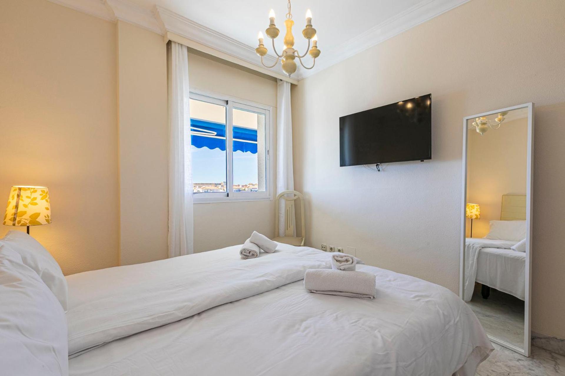 Puerto Banus, Marina Banus, 2Br, 2Bth, Seaviews And Parking Appartement Marbella Buitenkant foto
