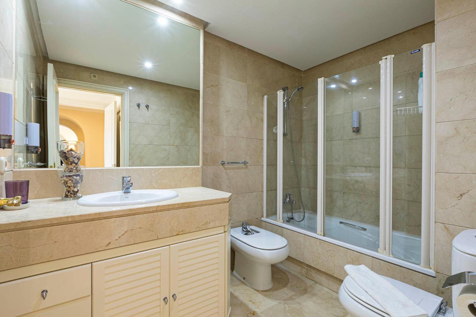 Puerto Banus, Marina Banus, 2Br, 2Bth, Seaviews And Parking Appartement Marbella Buitenkant foto